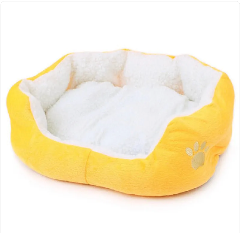Cozy Lamb Cashmere Pet Bed – Soft & Warm Kennel for Dogs & Cats