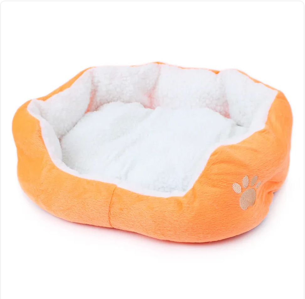 Cozy Lamb Cashmere Pet Bed – Soft & Warm Kennel for Dogs & Cats